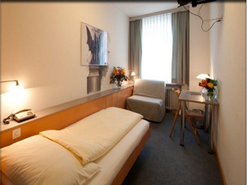 Hotel Muenchnerhof Basel Dış mekan fotoğraf